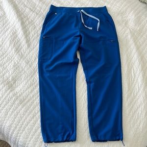 Scrubs: Figs Kade Cargo Pant